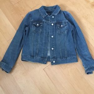 Gap Women’s Jean Jacket- Stretch